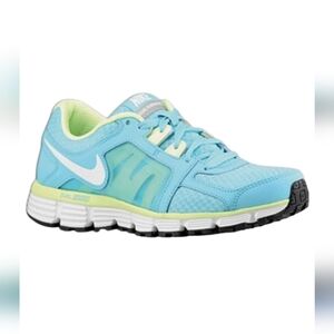 Nike Dual Fusion In Tiffany Blue
